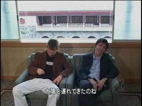 Still from Thom Yorke and Colin Greenwood Summer Sonic 2003 interview