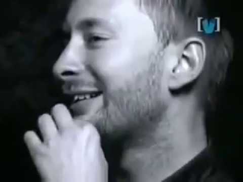 Still from Thom Yorke: KID A Interview (2000/10/19)