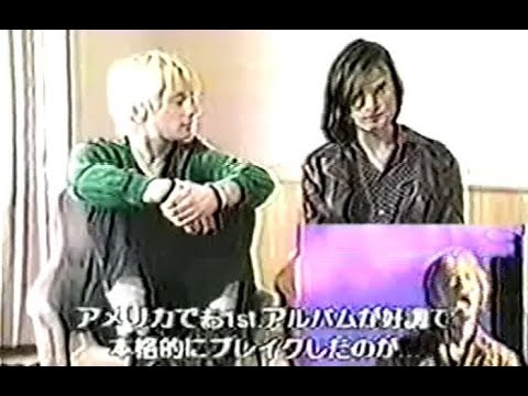 Still from radiohead 1993 TV interviews