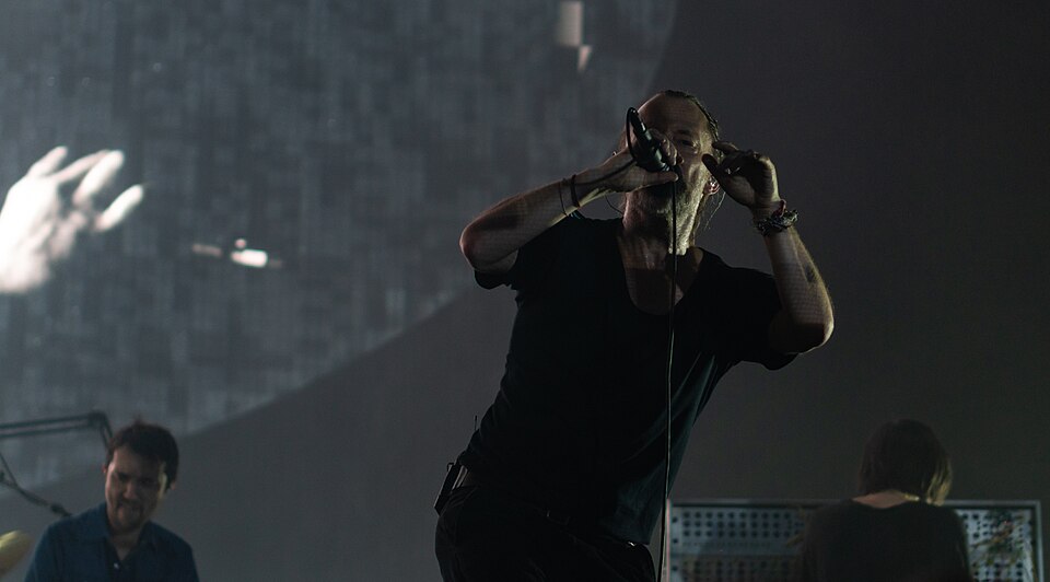 Thom Yorke with Radiohead at Bell Centre, 17 July 2018