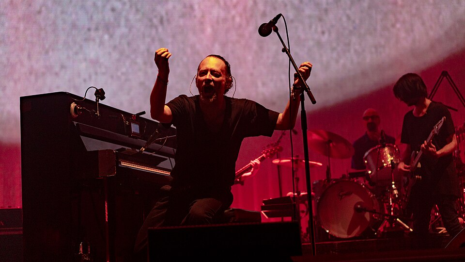 Thom Yorke and Jonny Greenwood with Radiohead at Bell Centre, 17 July 2018