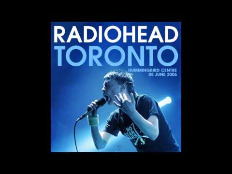 A still from the video: Radiohead - Live at the Hummingbird Center, Toronto (2006-06-08)