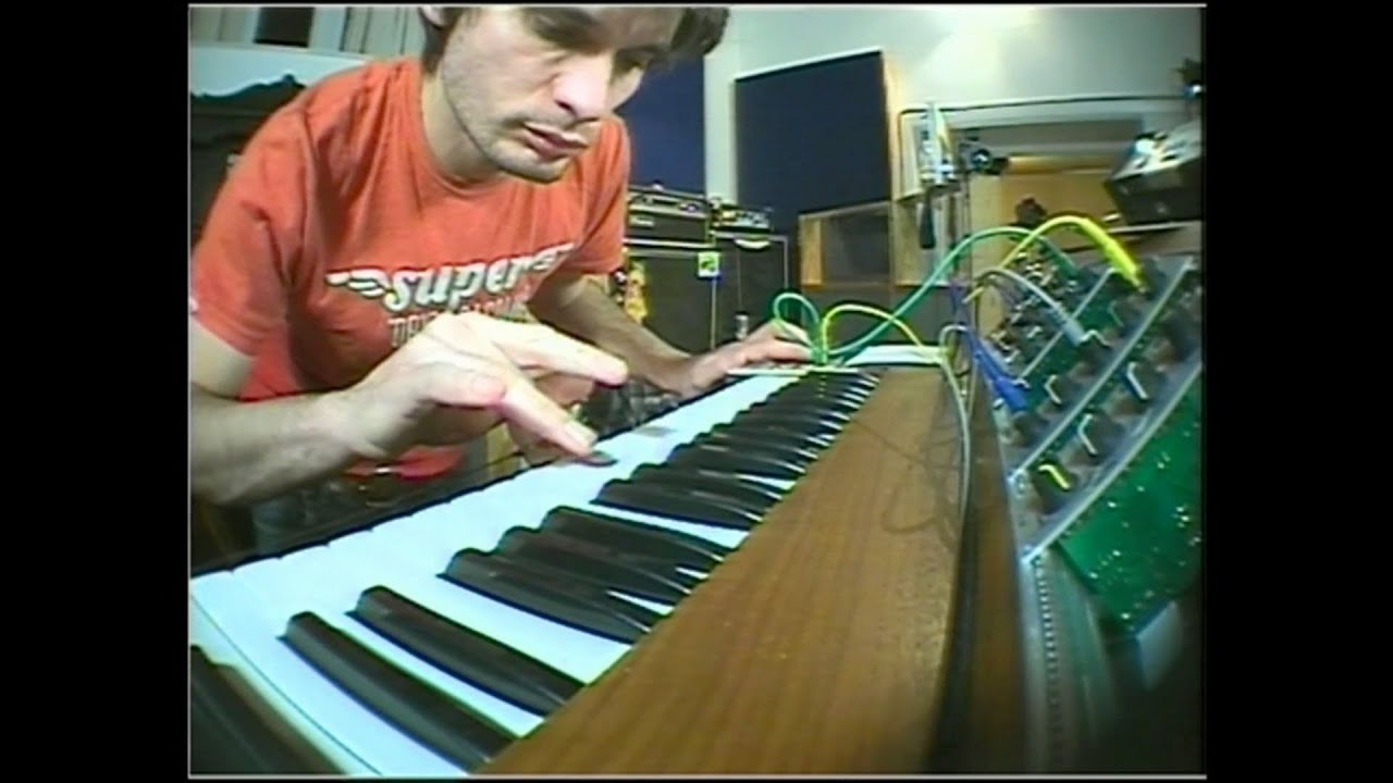 A still from the video: The promo, directed by Garth Jennings.