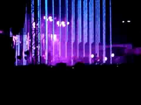 A still from the video: Radiohead Montreal August 6, 2008 My Iron Lung