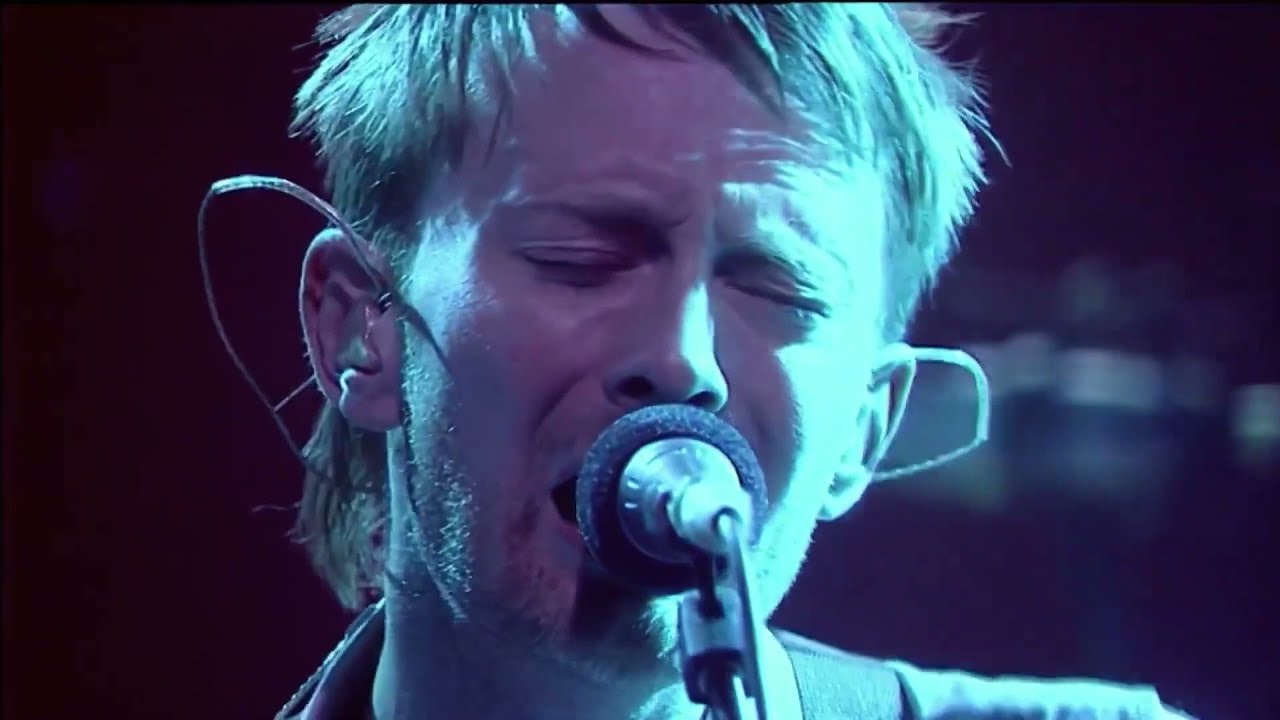 A still from the video: Radiohead - There There (Live on Jonathan Ross) REMASTERED-HD