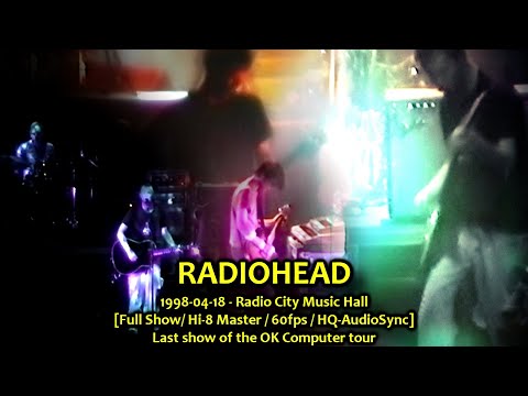 A still from the video: Radiohead - 4/18/98 - Radio City Music Hall -[Hi8 Master/60fps/HQAudio]-Last gig of OK Computer Tour