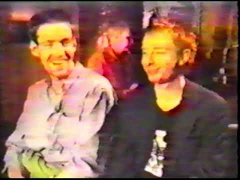A still from the video: Radiohead - 1996-03-14 MTV News from The Troubadour, West Hollywood, CA