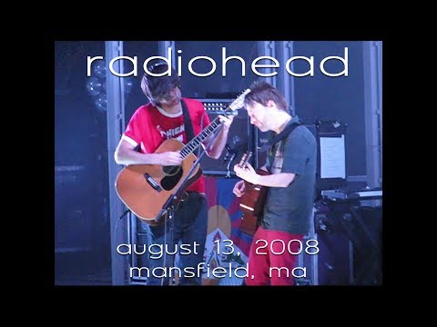 A still from the video: Radiohead: 2008-08-13 - Comcast Center; Mansfield, MA (Complete Show)