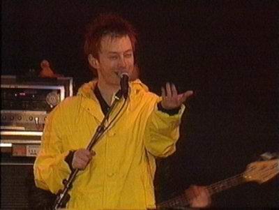 Radiohead live, Pinkpop Festival, Landgraaf, Holland, 25 May 1996 (photo 1 of 2)