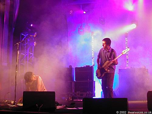 Radiohead live, Coliseu dos Recreios, Lisbon, Portugal, 24 July 2002 (photo 46 of 52)