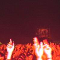 Radiohead live, International Benicassim Festival, Benicassim, Spain, 3 August 2002 (photo 17 of 21)