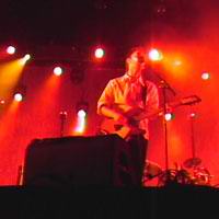 Radiohead live, International Benicassim Festival, Benicassim, Spain, 3 August 2002 (photo 3 of 21)