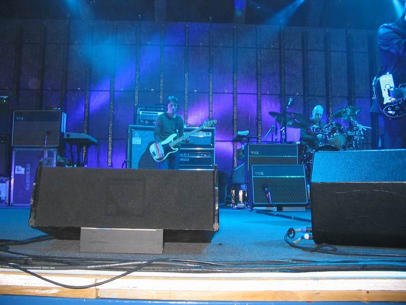 Radiohead live, Shoreline Amphitheater, Mountain View, USA, 23 September 2003 (photo 1 of 5)