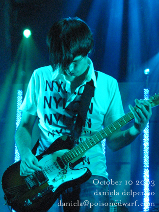 Radiohead live, Madison Square Garden, New York, USA, 10 October 2003 (photo 8 of 31)