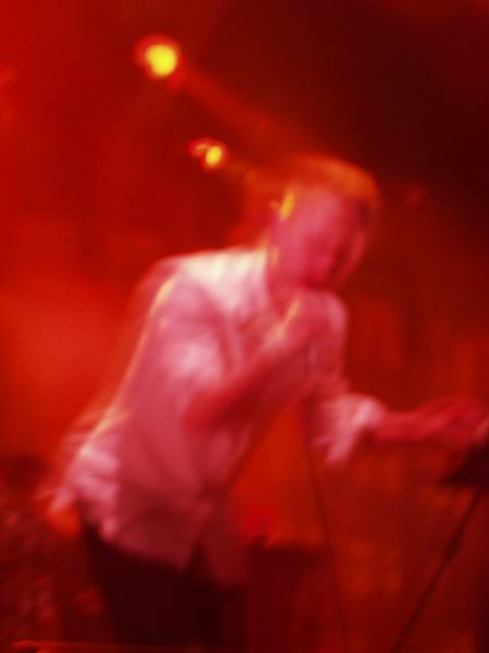 Radiohead live, Berlin Arena, Berlin, Germany, 13 November 2003 (photo 39 of 77)