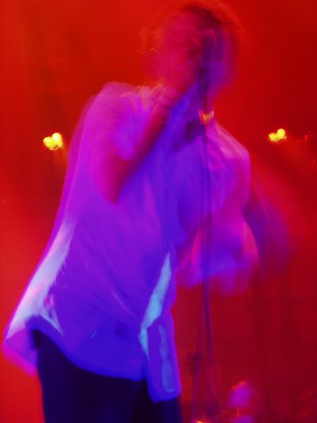 Radiohead live, Berlin Arena, Berlin, Germany, 13 November 2003 (photo 40 of 77)