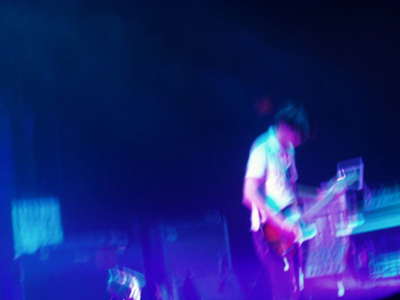 Radiohead live, Berlin Arena, Berlin, Germany, 13 November 2003 (photo 5 of 77)