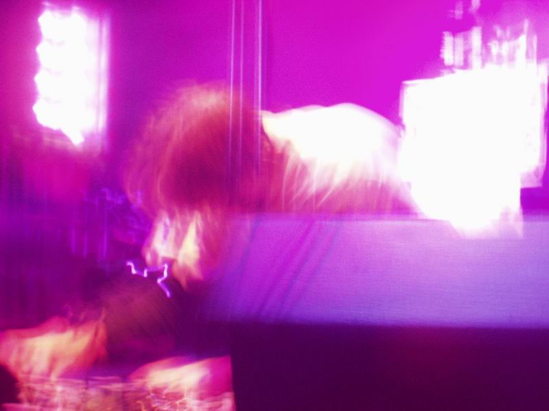 Radiohead live, Berlin Arena, Berlin, Germany, 13 November 2003 (photo 56 of 77)