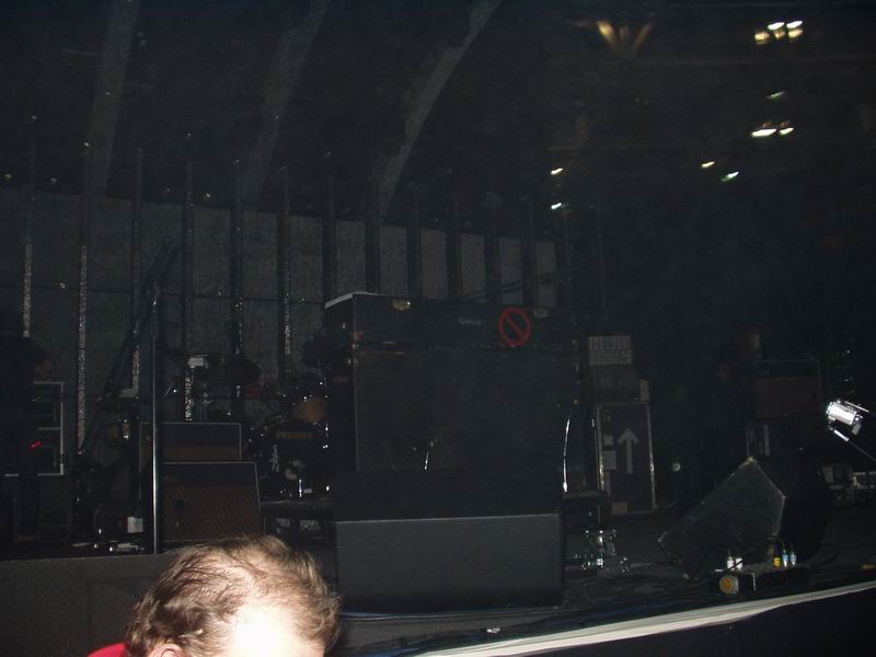 Radiohead live, Berlin Arena, Berlin, Germany, 13 November 2003 (photo 58 of 77)