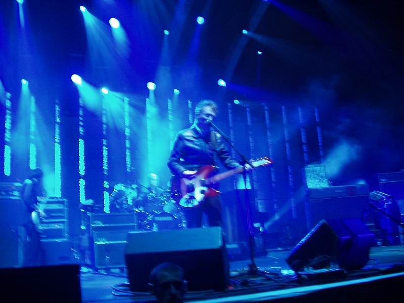 Radiohead live, Berlin Arena, Berlin, Germany, 13 November 2003 (photo 6 of 77)