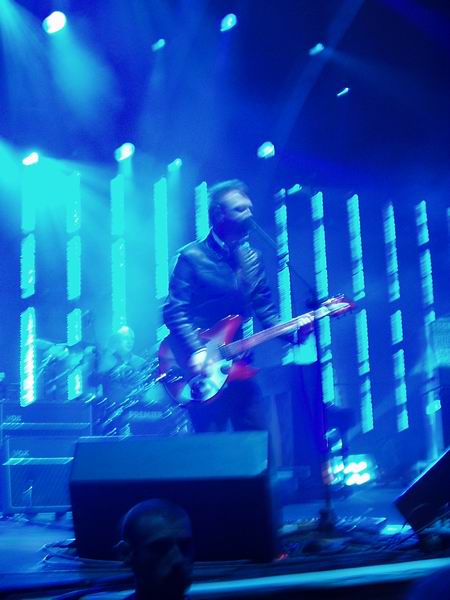 Radiohead live, Berlin Arena, Berlin, Germany, 13 November 2003 (photo 7 of 77)