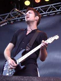Ed O'Brien, Radiohead (photo 32 of 50)