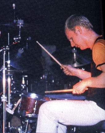 Phil Selway, Radiohead (photo 25 of 44)